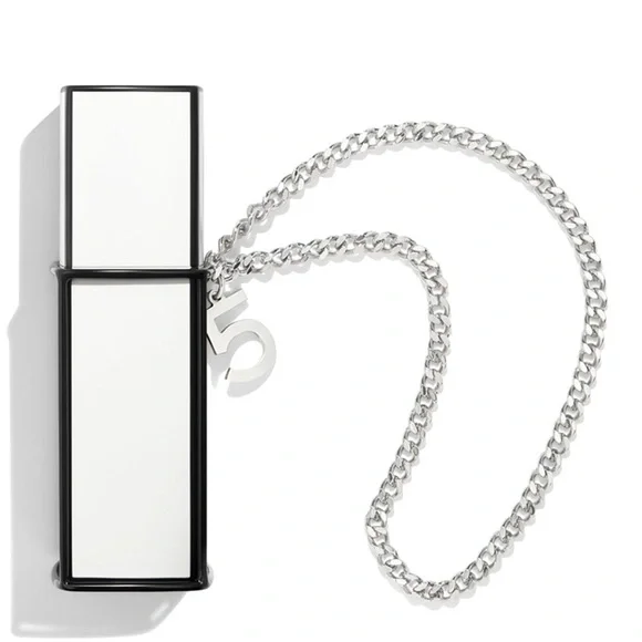 Chanel No. 5 Perfume Travel Set, Chain & Pouch Collectable, Limited Edition - Picture 2 of 10